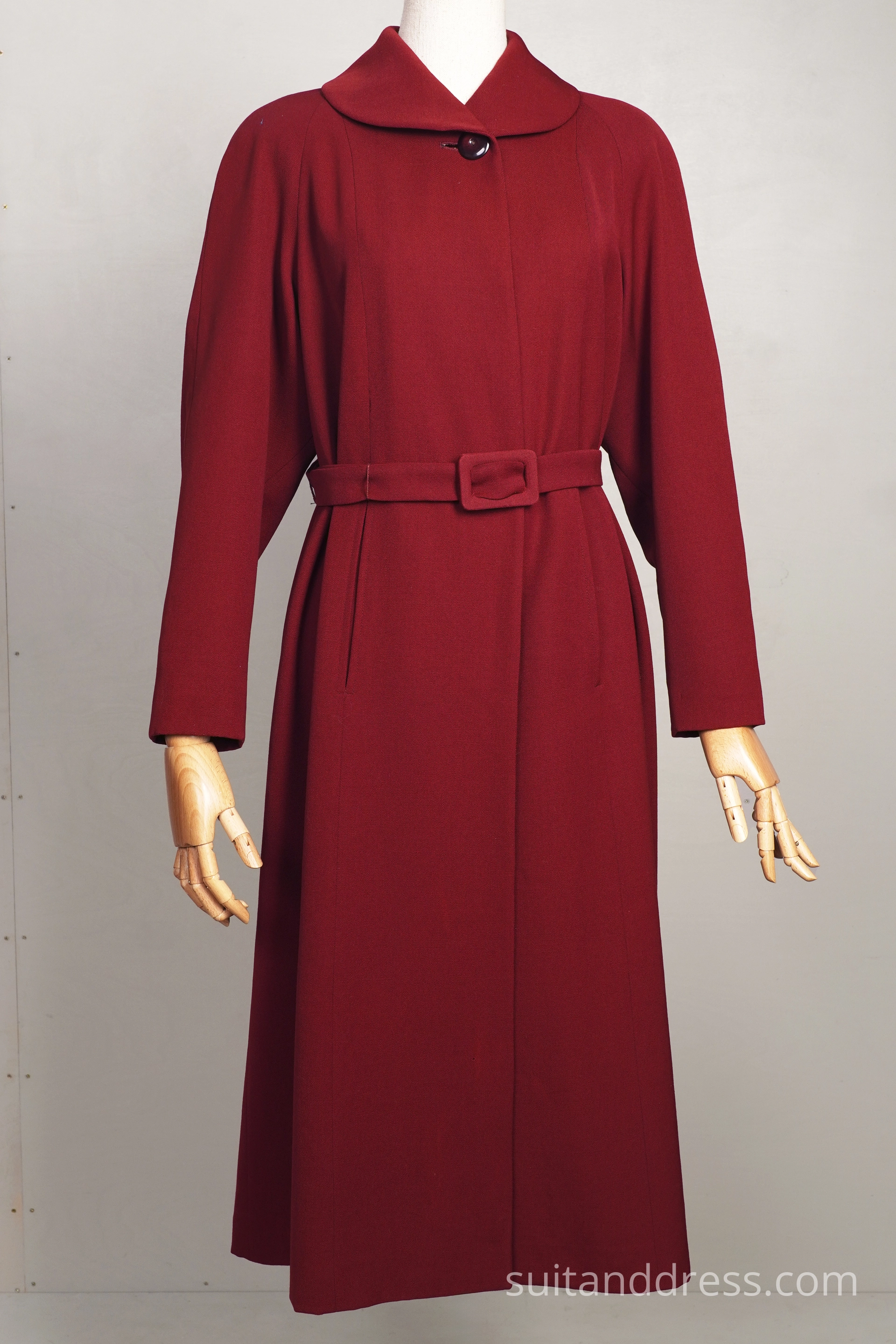 1940s sving coat in burgundy gabardine