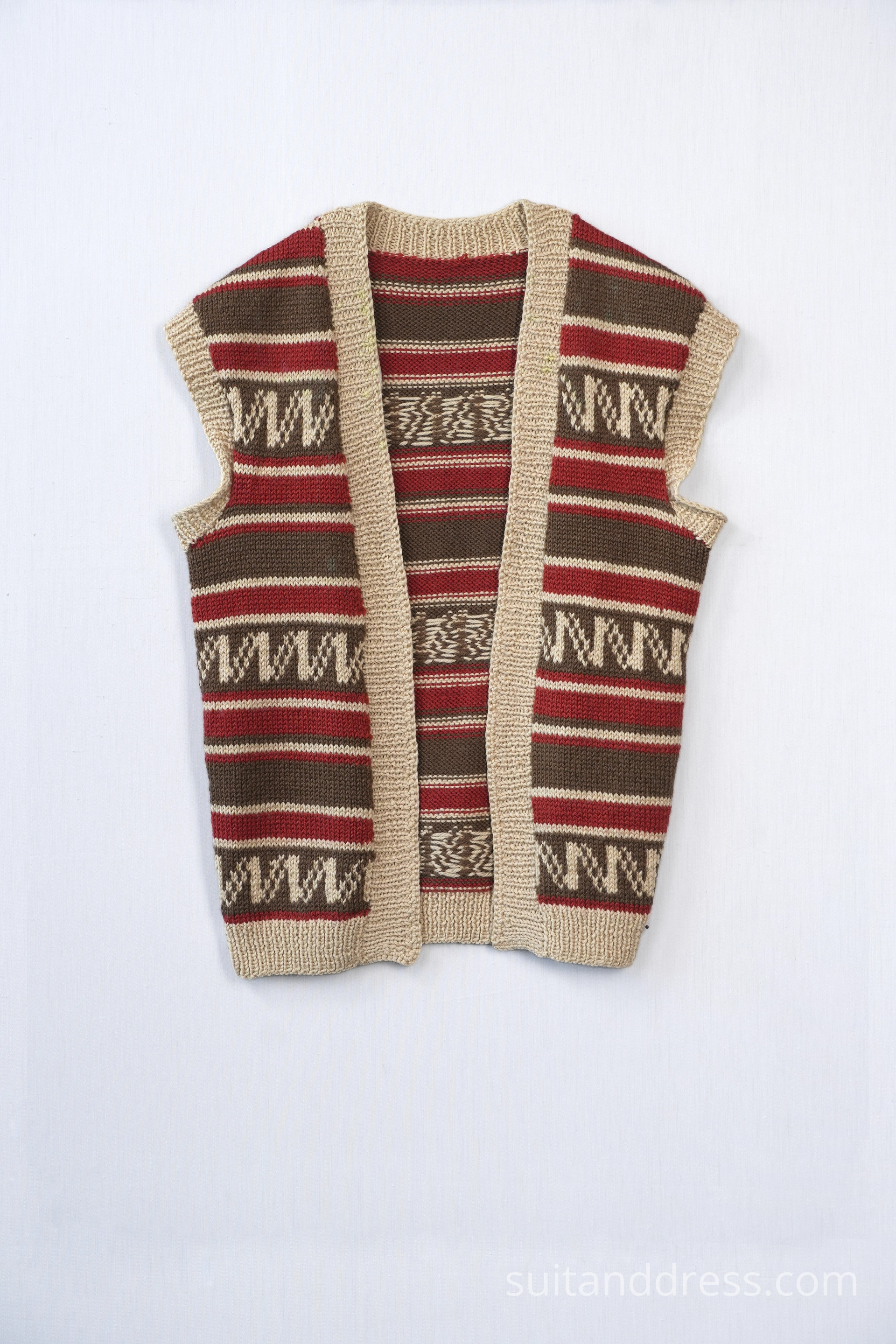 1970. gadu mode adīta rakstaina veste vintage tērpu noma Rīga