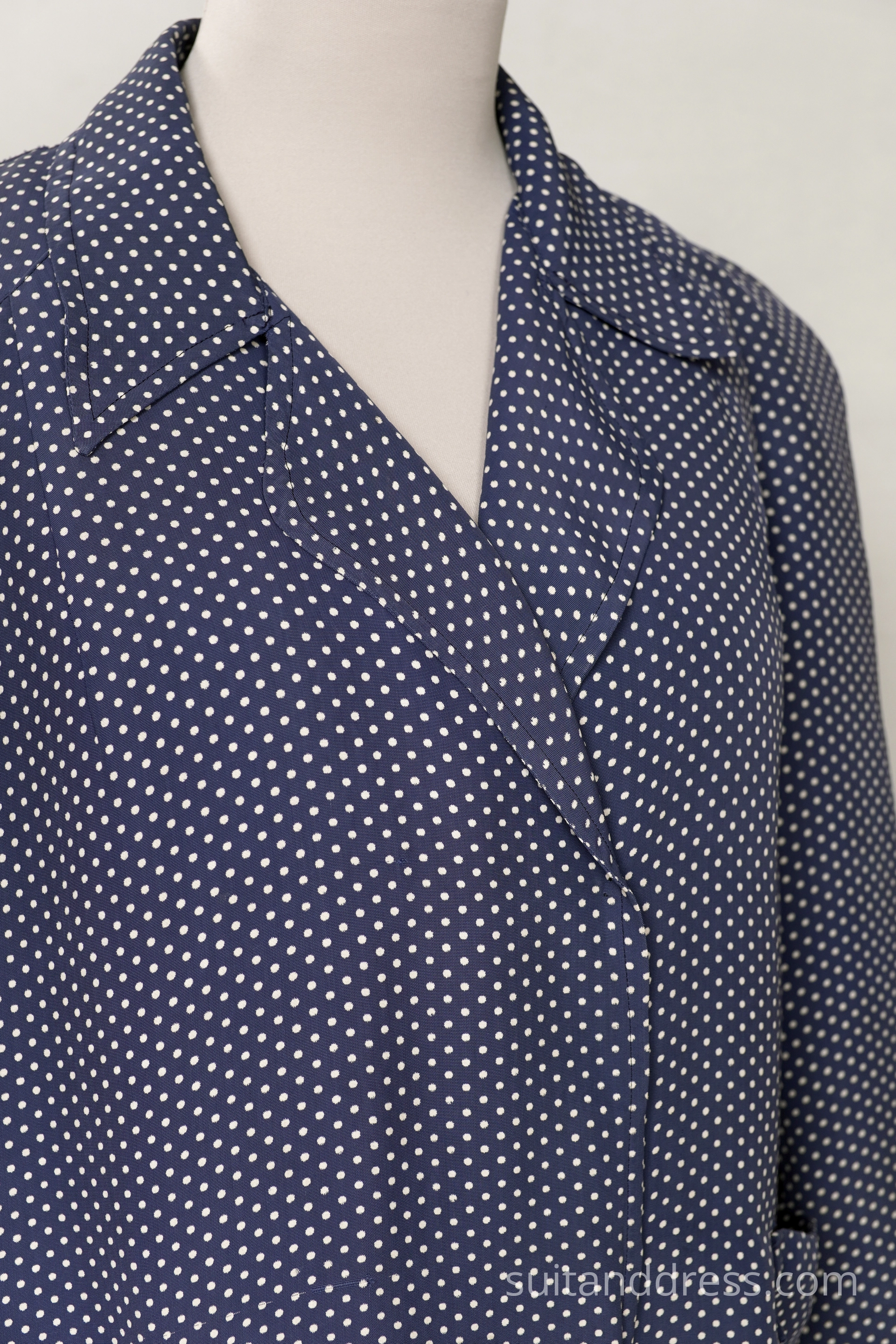 1940s ladies shop coat