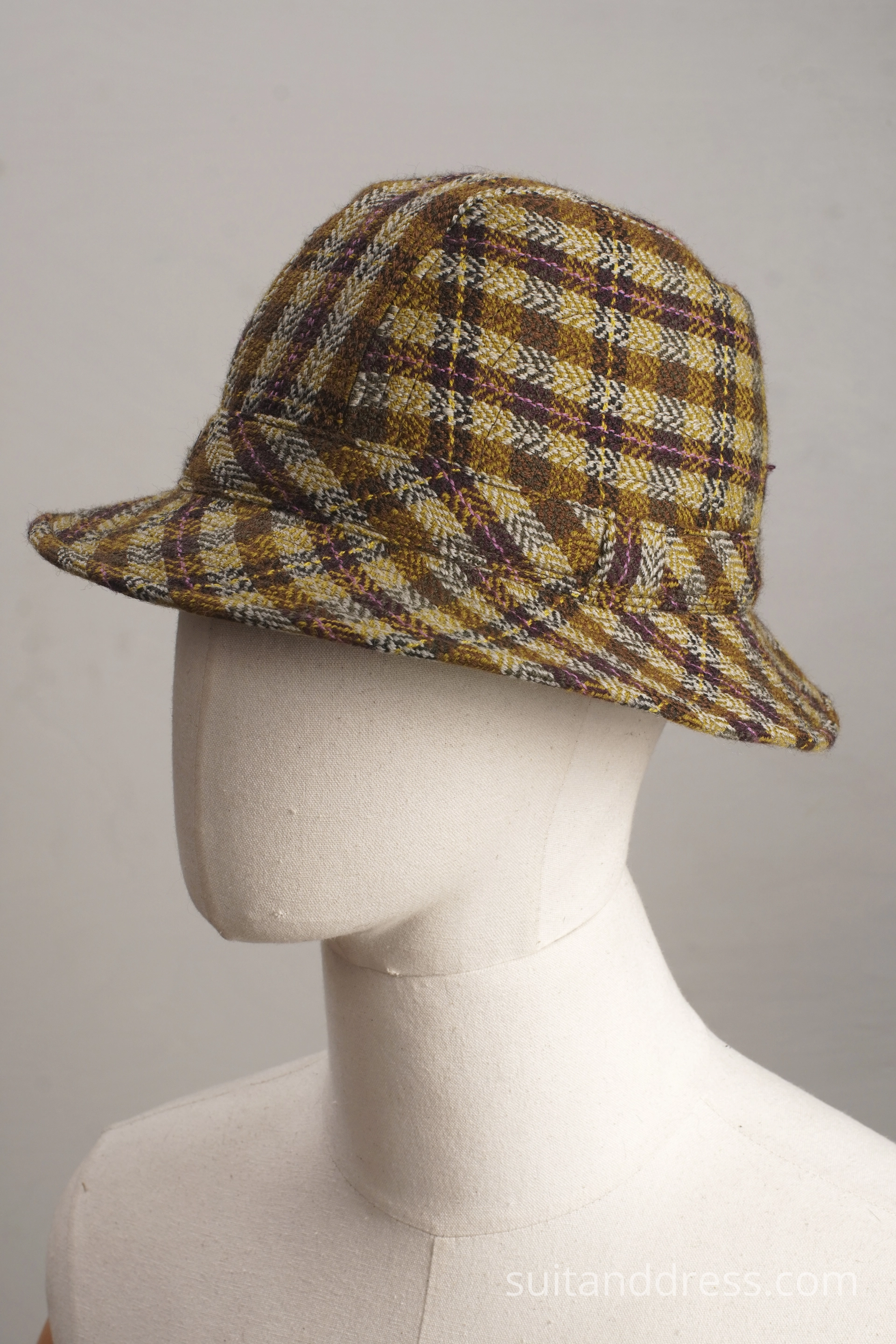 Vintage bucket style plaid hat