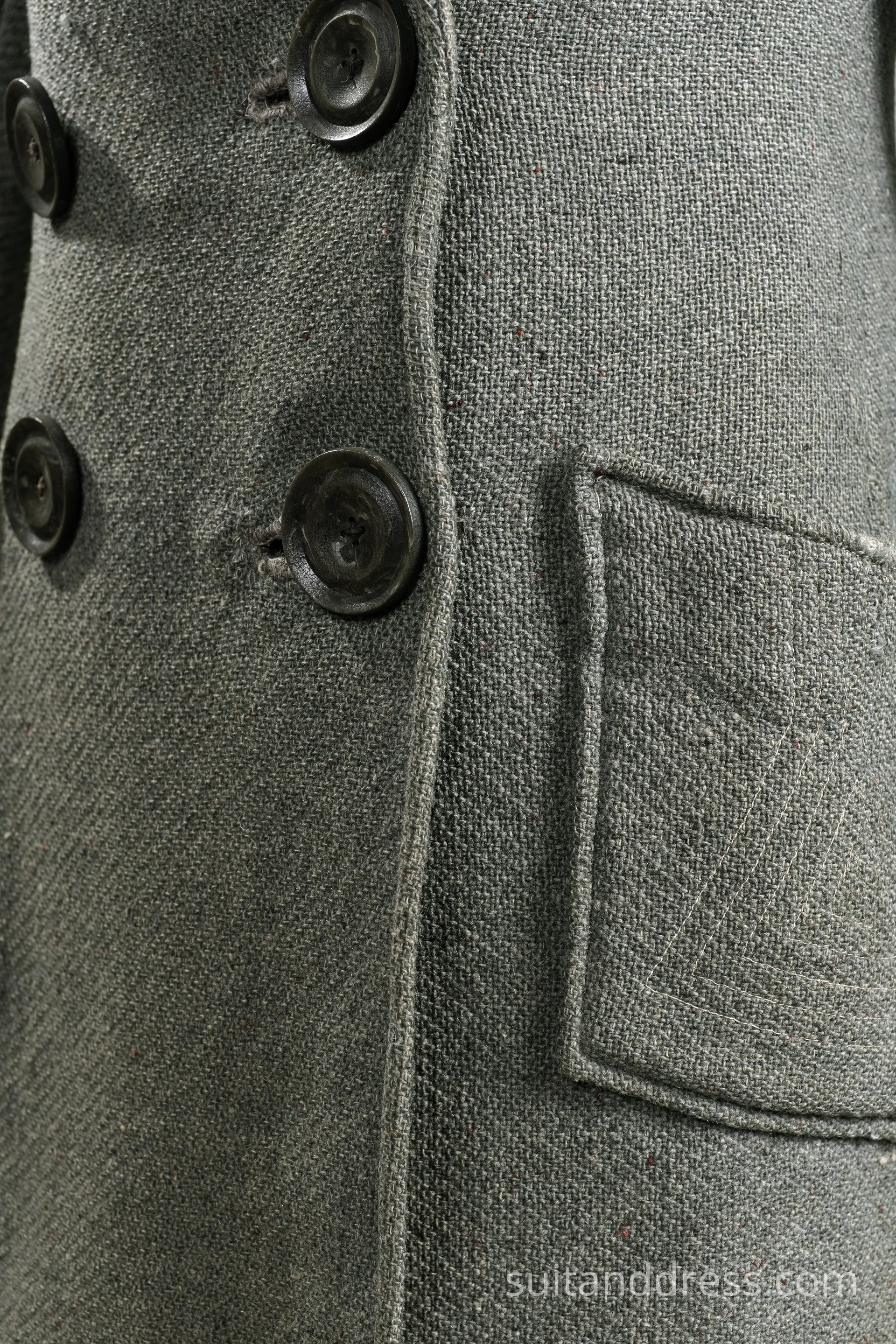 1930s coat dramatic lapels angular topstitching